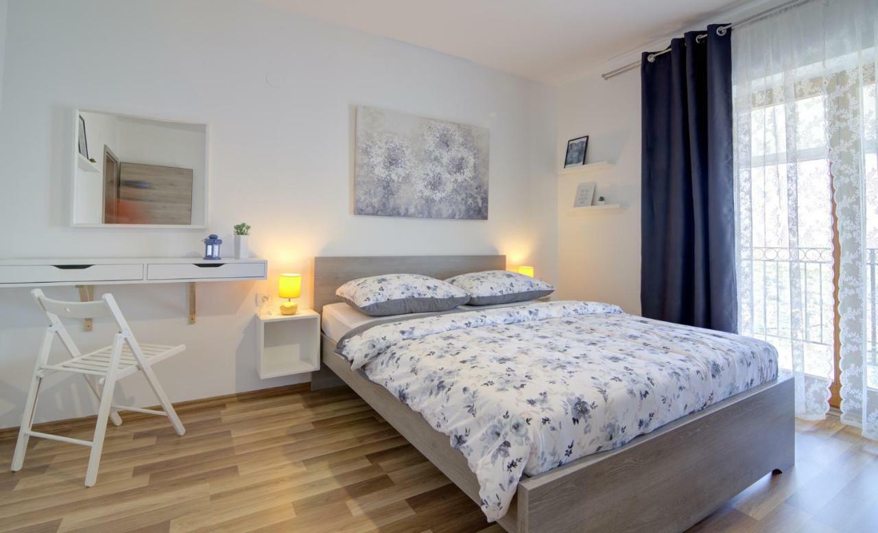 סנג' Josipa & Jelena Apartment מראה חיצוני תמונה