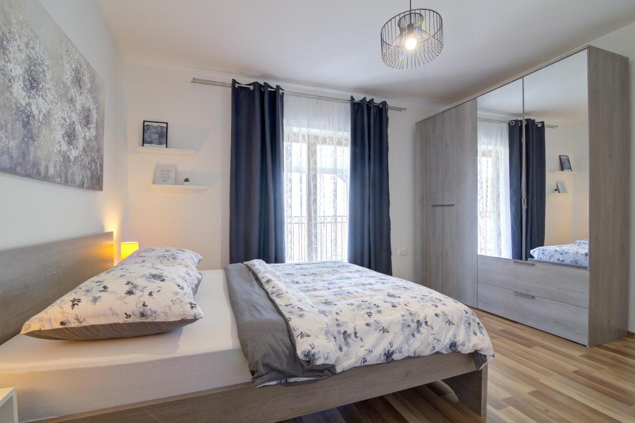 סנג' Josipa & Jelena Apartment מראה חיצוני תמונה